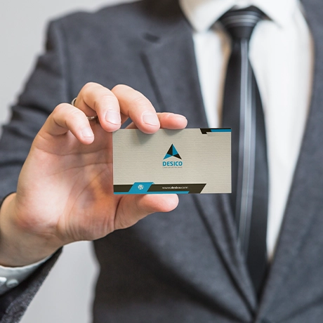 Cartes de visites avec matériaux premiums